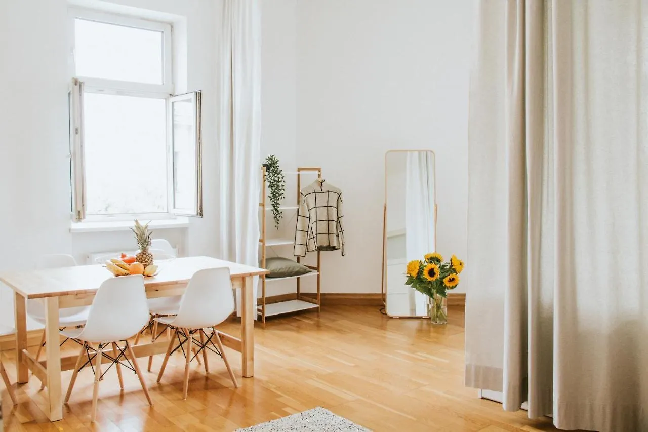 Apartment Central Design-Apartment Next To Belvedere Castle Vienna Austria